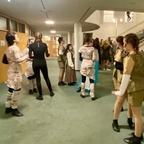 WhatsApp Image 2026-02-13 at 02.10.15 Fliegender Kostümwechsel