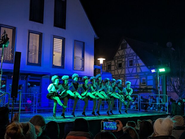 Häsabstauben Neckar-Baetscher Rathausplatz Neckartailfingen