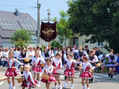 Bildernachlese Kinderfest-Umzug